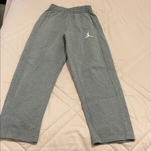 Jordan’s Women’s Gray Sweat Pants